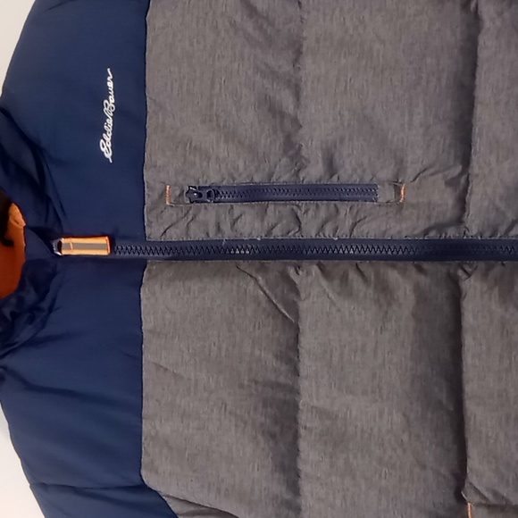 Eddie Bauer Boys' Classic Down Hooded Jacket NWT Sizes Small & Medium - Picture 5 of 5